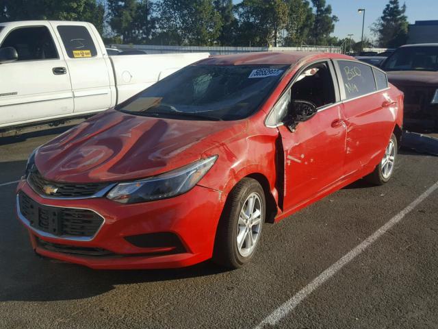 1G1BE5SM4H7189822 - 2017 CHEVROLET CRUZE LT RED photo 2