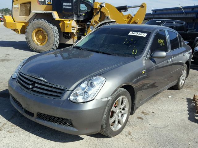 JNKCV51F35M305330 - 2005 INFINITI G35 GRAY photo 2