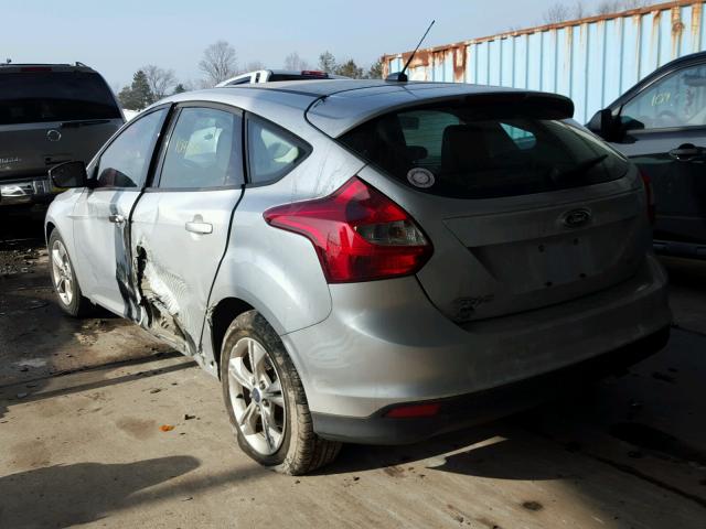 1FAHP3K21CL461134 - 2012 FORD FOCUS SE SILVER photo 3