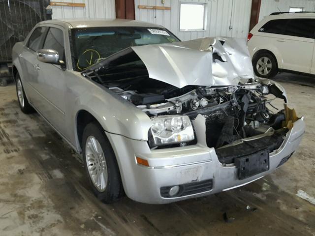 2C3CA5CV8AH241479 - 2010 CHRYSLER 300 TOURIN SILVER photo 1