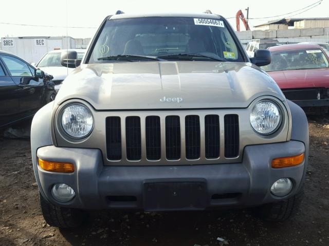 1J4GL48K14W294539 - 2004 JEEP LIBERTY SP GOLD photo 9