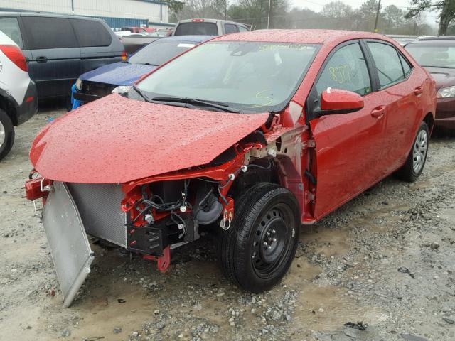 2T1BURHEXHC817687 - 2017 TOYOTA COROLLA L RED photo 2