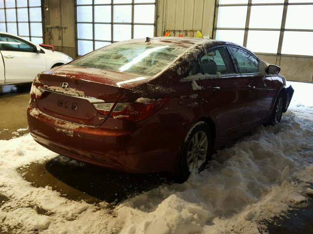 5NPEB4AC0DH560688 - 2013 HYUNDAI SONATA GLS RED photo 4