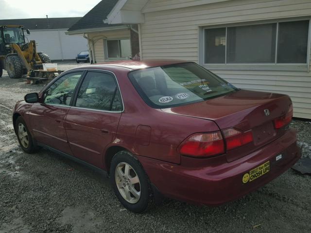 JHMCG5678YC005546 - 2000 HONDA ACCORD SE RED photo 3