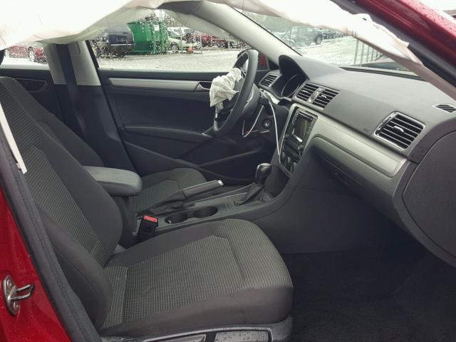 1VWAT7A31GC053924 - 2016 VOLKSWAGEN PASSAT S Կարմիր լուսանկար 5