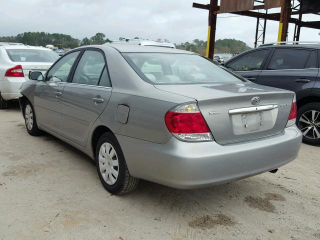 4T1BE32K05U942801 - 2005 TOYOTA CAMRY LE ვერცხლისფერი ფოტო 3