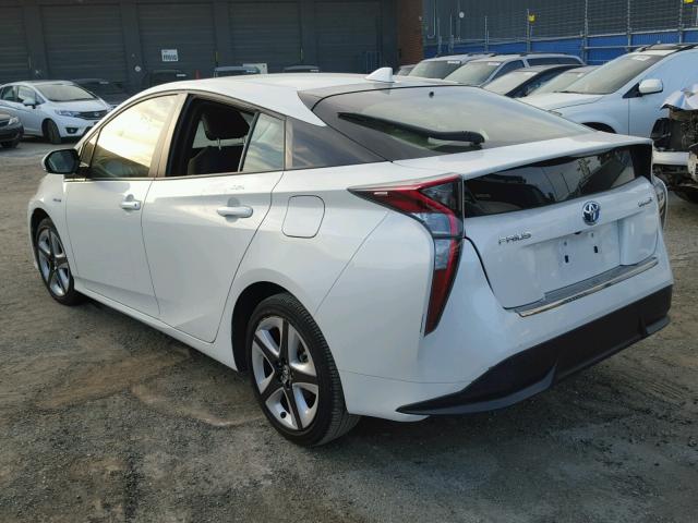 JTDKARFU4G3514575 - 2016 TOYOTA PRIUS WHITE photo 3