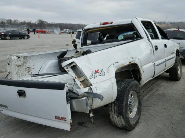 1GTHK23U13F162597 - 2003 GMC SIERRA K25 WHITE photo 4