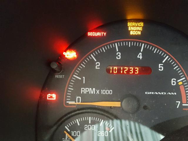 1G2NF52E64M590833 - 2004 PONTIAC GRAND AM S 银色 照片 8