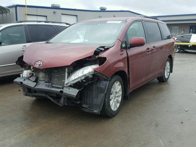 5TDJK3DC0BS023069 - 2011 TOYOTA SIENNA LE MAROON photo 2