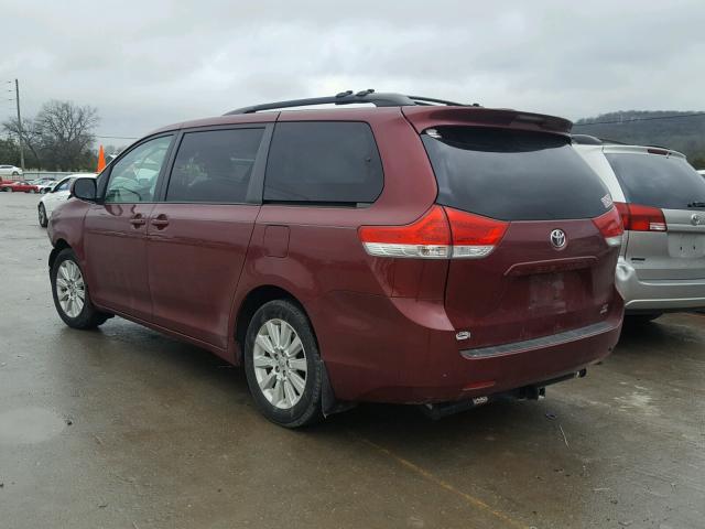 5TDJK3DC0BS023069 - 2011 TOYOTA SIENNA LE MAROON photo 3