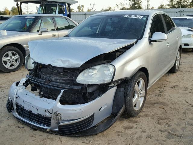 3VWRM71K68M184063 - 2008 VOLKSWAGEN JETTA SE Gümüş foto 2