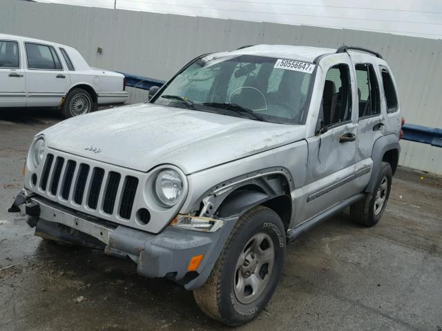 1J4GK48K65W710587 - 2005 JEEP LIBERTY SP SILVER photo 2