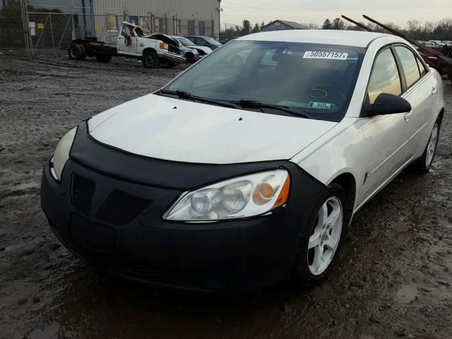 1G2ZG58N274107686 - 2007 PONTIAC G6 BASE WHITE photo 2