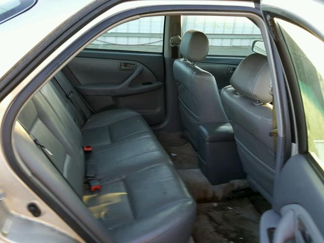 4T1BF28K21U121398 - 2001 TOYOTA CAMRY LE SILVER photo 6