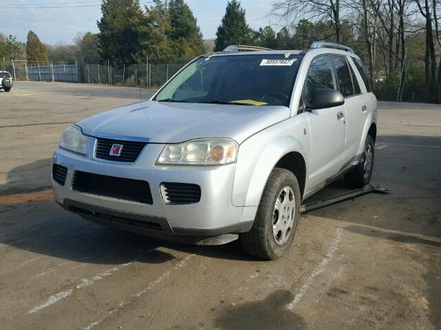 5GZCZ33D57S827458 - 2007 SATURN VUE SILVER photo 2