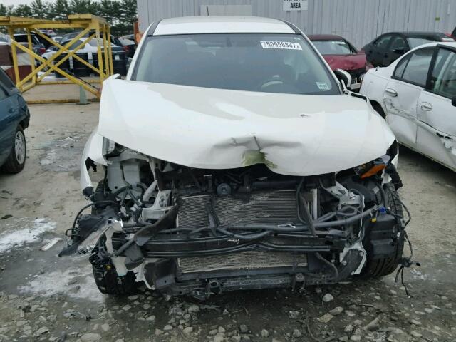 5N1AT2MV1EC817167 - 2014 NISSAN ROGUE S WHITE photo 9