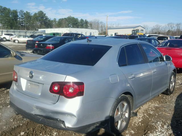 3VWRM71K08M196192 - 2008 VOLKSWAGEN JETTA SE Gümüş foto 4