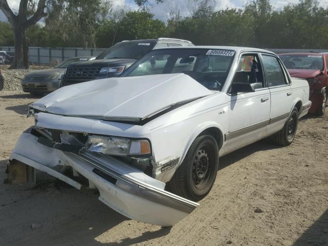 1G3AJ55M1T6335747 - 1996 OLDSMOBILE CIERA SL WHITE photo 2