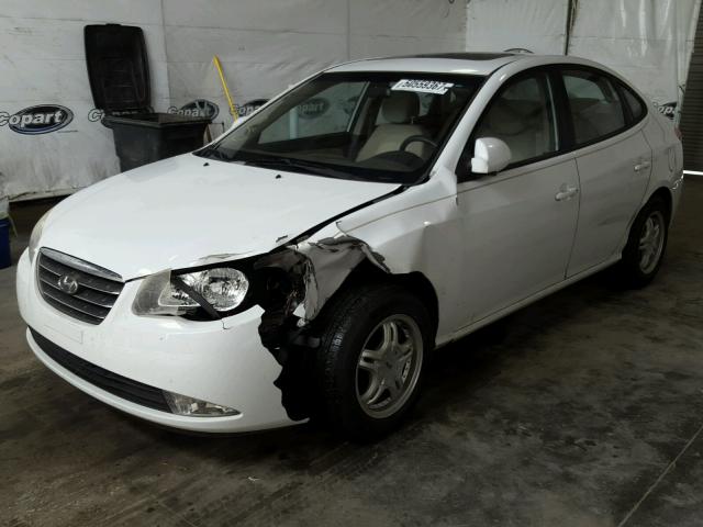 KMHDU46D09U726711 - 2009 HYUNDAI ELANTRA GL WHITE photo 2