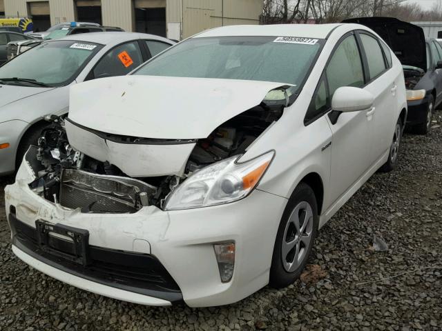 JTDKN3DU1F0412350 - 2015 TOYOTA PRIUS WHITE photo 2