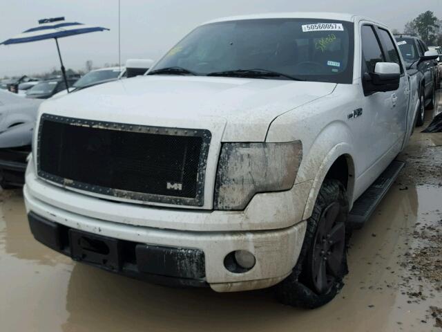 1FTFW1CFXBKD34042 - 2011 FORD F150 SUPER WHITE photo 2