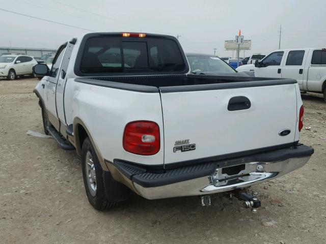 1FTRX07L0YKA26519 - 2000 FORD F150 WHITE photo 3