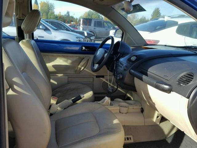 3VWCA21C8XM469498 - 1999 VOLKSWAGEN NEW BEETLE 蓝色 照片 5