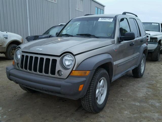 1J4GL48K06W247053 - 2006 JEEP LIBERTY SP GOLD photo 2