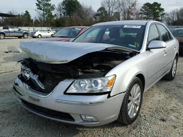 5NPEU46F89H423874 - 2009 HYUNDAI SONATA SE SILVER photo 2