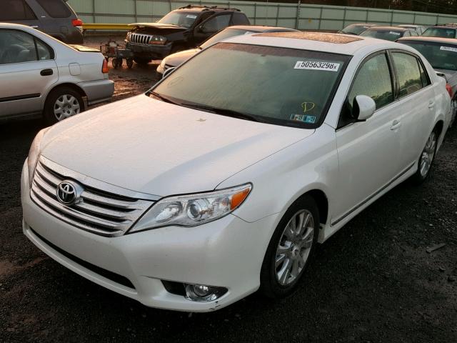 4T1BK3DB5BU422224 - 2011 TOYOTA AVALON BAS Ақ фото 2