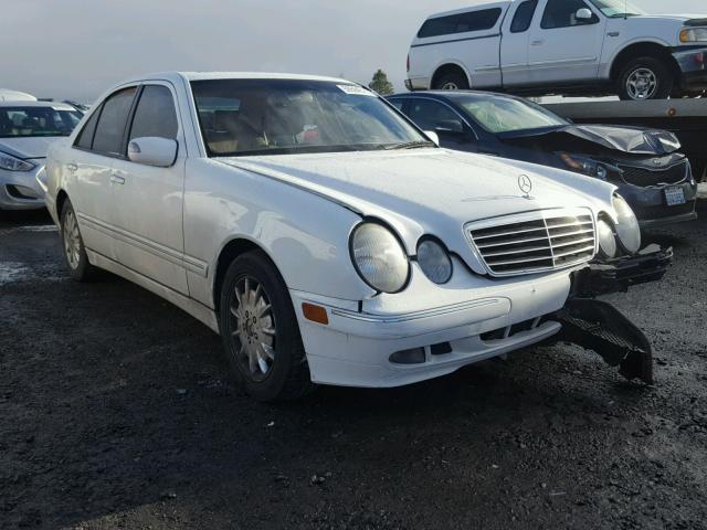 WDBJF65J11B243148 - 2001 MERCEDES-BENZ E 320 WHITE photo 1