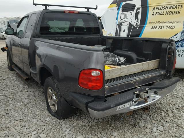 2FTRX07202CA17256 - 2002 FORD F150 GRAY photo 3