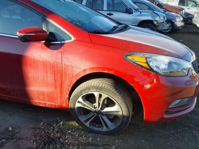 KNAFZ4A80E5198808 - 2014 KIA FORTE EX RED photo 9