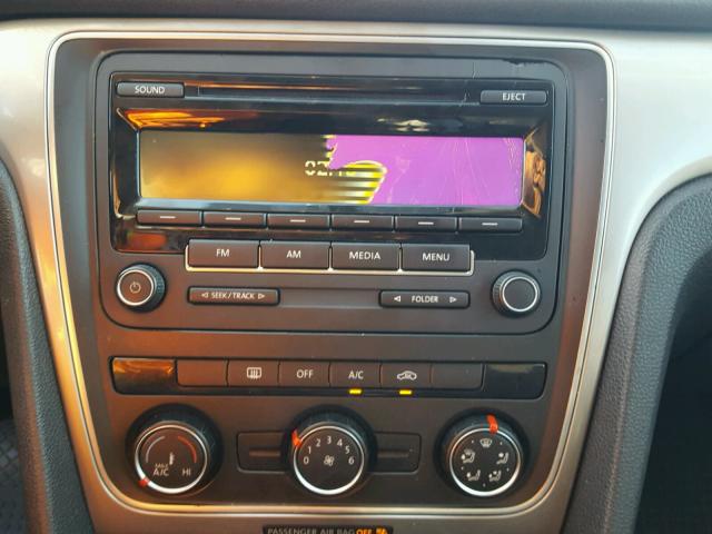 1VWAP7A33DC114402 - 2013 VOLKSWAGEN PASSAT S ვერცხლისფერი ფოტო 9