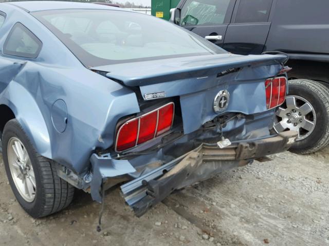 1ZVFT80N075237108 - 2007 FORD MUSTANG BLUE photo 9