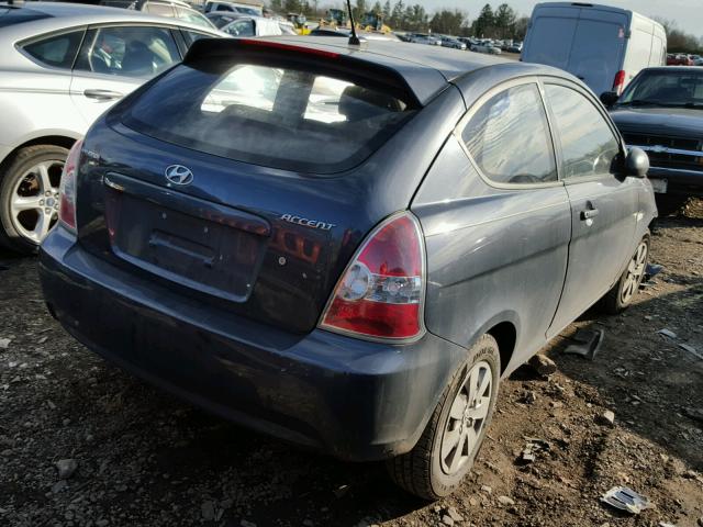 KMHCM36C48U077037 - 2008 HYUNDAI ACCENT GS GRAY photo 4