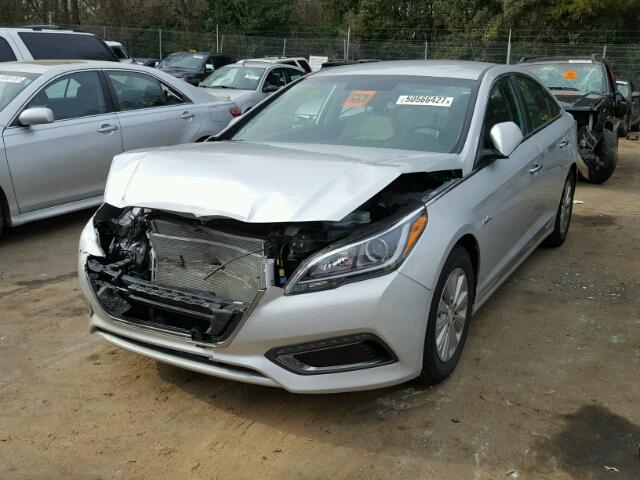 KMHE24L18GA016183 - 2016 HYUNDAI SONATA HYB SILVER photo 2