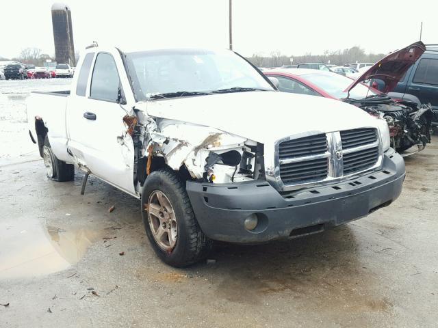 1D7HW42K75S258945 - 2005 DODGE DAKOTA SLT WHITE photo 1