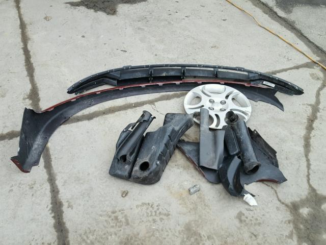 1G8AJ52FX5Z125102 - 2005 SATURN ION LEVEL RED photo 9