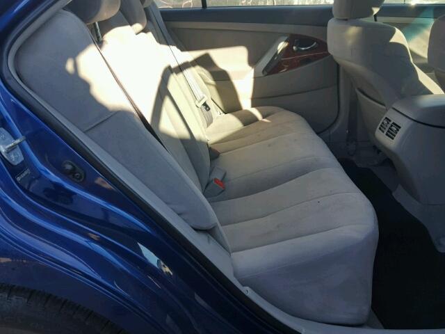 4T4BE46K49R066102 - 2009 TOYOTA CAMRY BASE BLUE photo 6