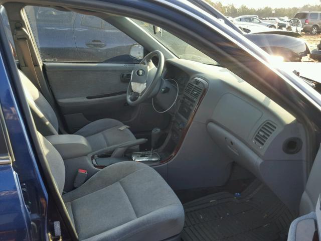 KNAGD128945352477 - 2004 KIA OPTIMA LX BLUE photo 5