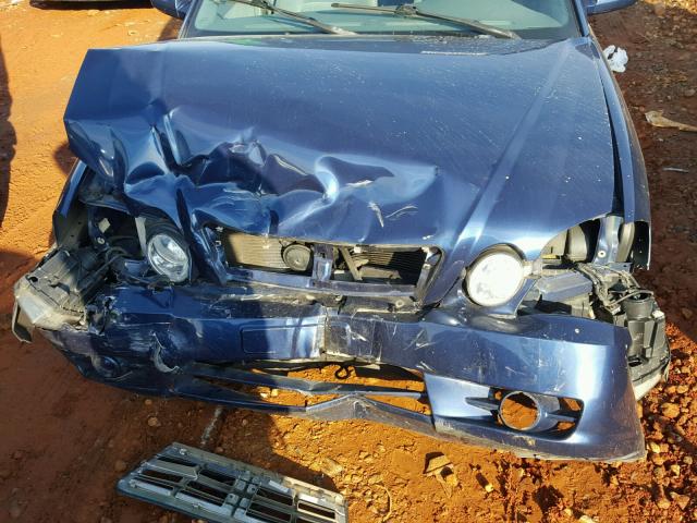 KNAGD128945352477 - 2004 KIA OPTIMA LX BLUE photo 9