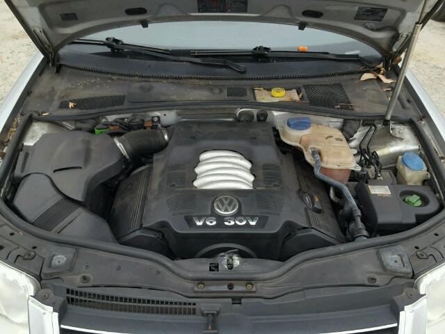 WVWTH63B94P101556 - 2004 VOLKSWAGEN PASSAT GLX GRAY photo 7