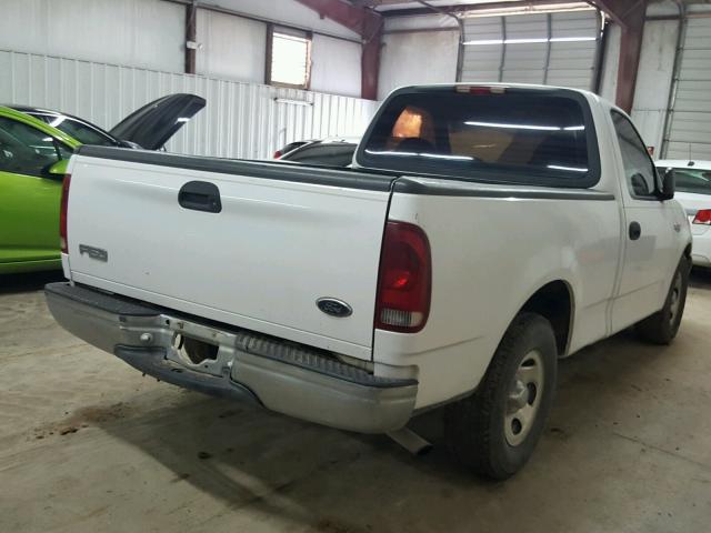 1FTZF1723YNB28458 - 2000 FORD F150 WHITE photo 4