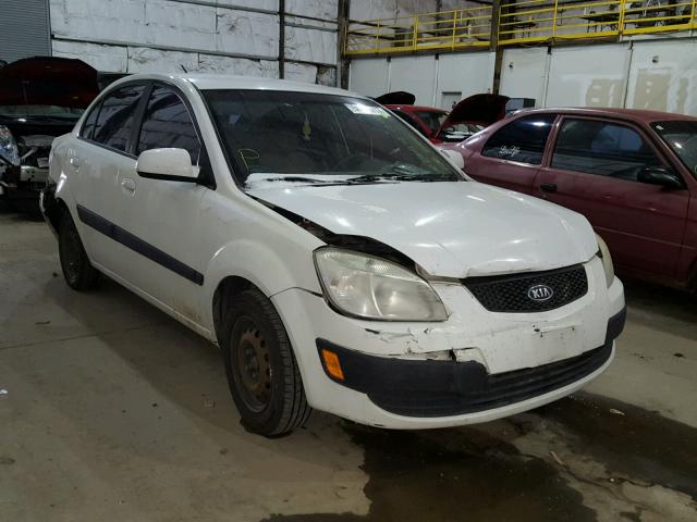 KNADE123266103455 - 2006 KIA RIO WHITE photo 1