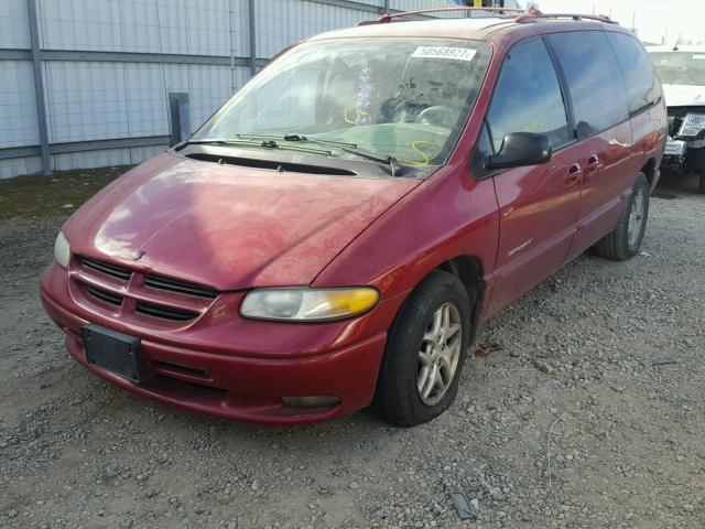 1B4GP44G7WB733827 - 1998 DODGE GRAND CARA RED photo 2