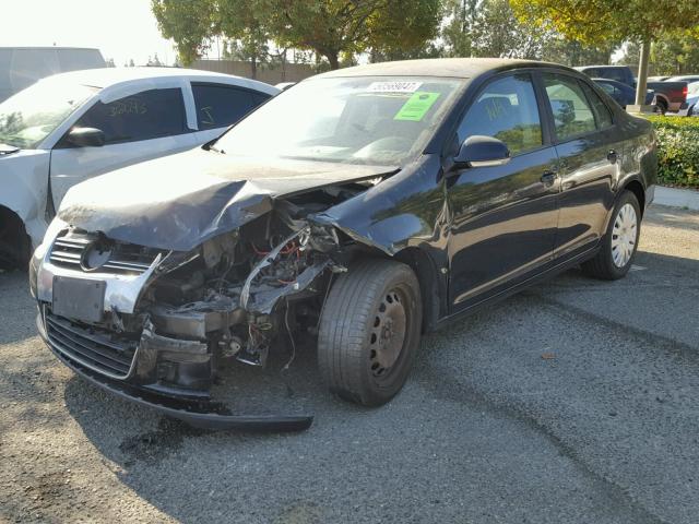 3VWJZ71K88M010400 - 2008 VOLKSWAGEN JETTA S BLACK photo 2