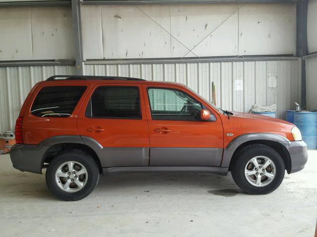 4F2YZ04105KM52845 - 2005 MAZDA TRIBUTE S ORANGE photo 9