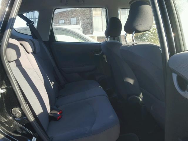 JHMGE8H29AC023568 - 2010 HONDA FIT Черный фото 6